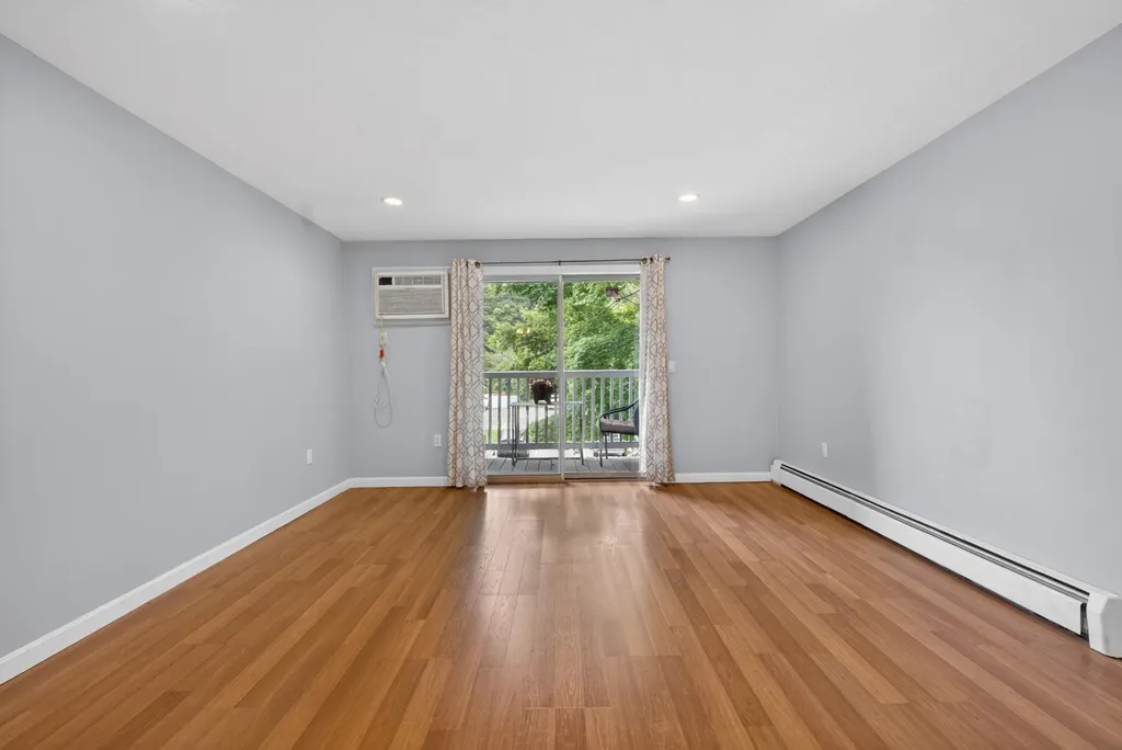 12 Timberwood Drive Goffstown NH 03045