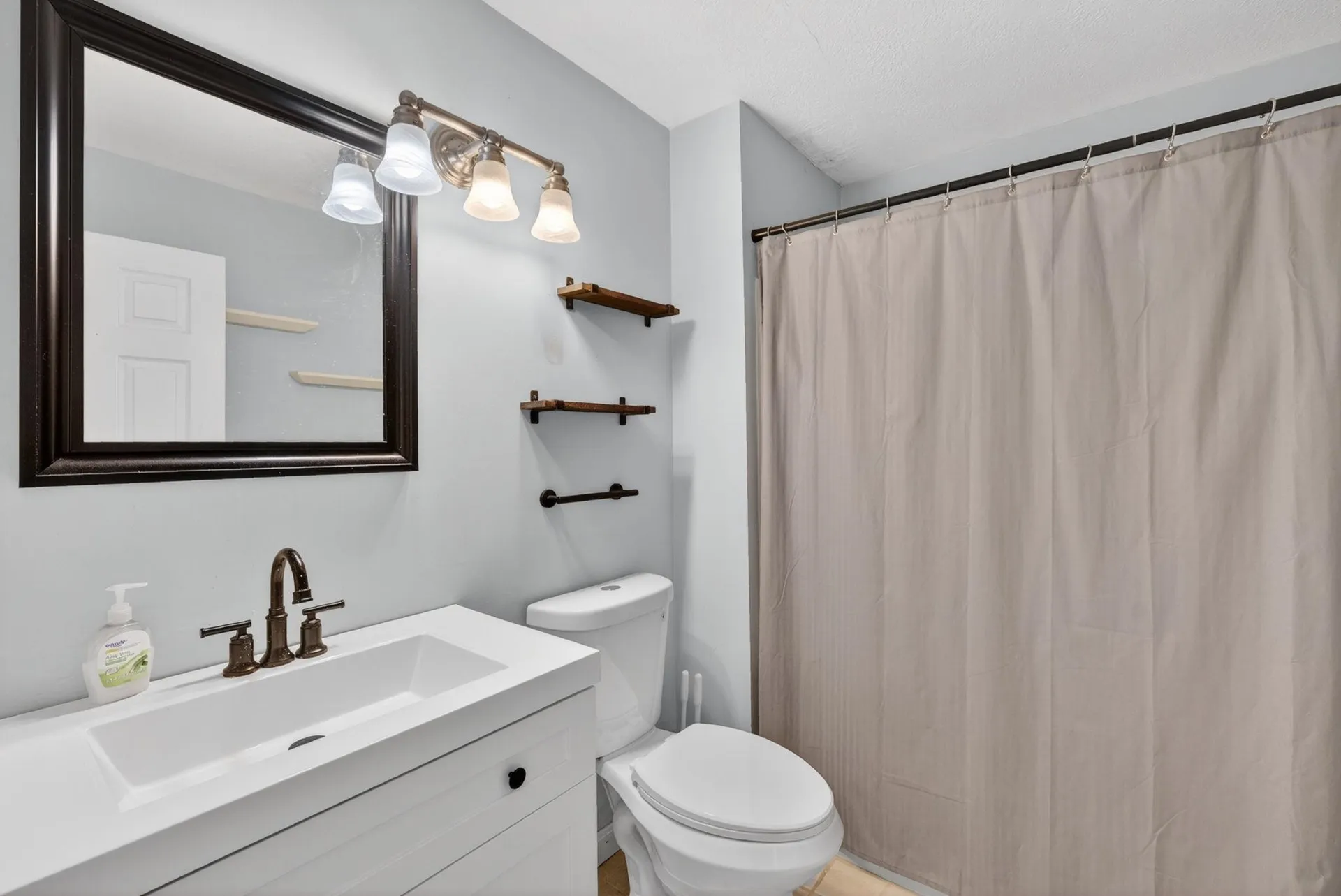 12 Timberwood Drive Goffstown NH 03045
