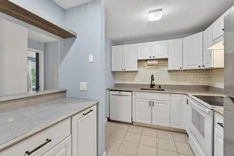 12 Timberwood Drive Goffstown NH 03045