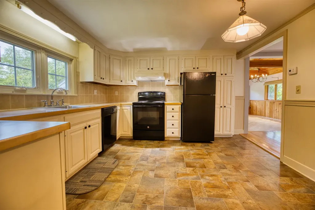 160 Browns Ridge Road Ossipee NH 03864