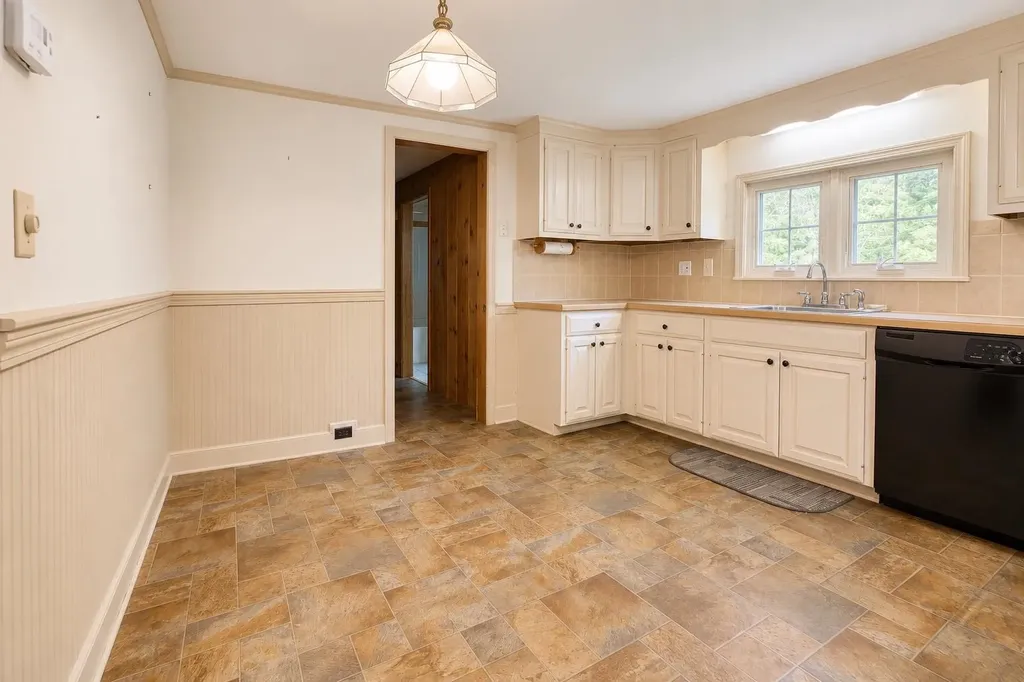 160 Browns Ridge Road Ossipee NH 03864