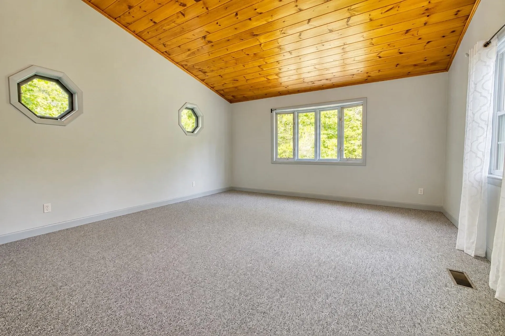160 Browns Ridge Road Ossipee NH 03864