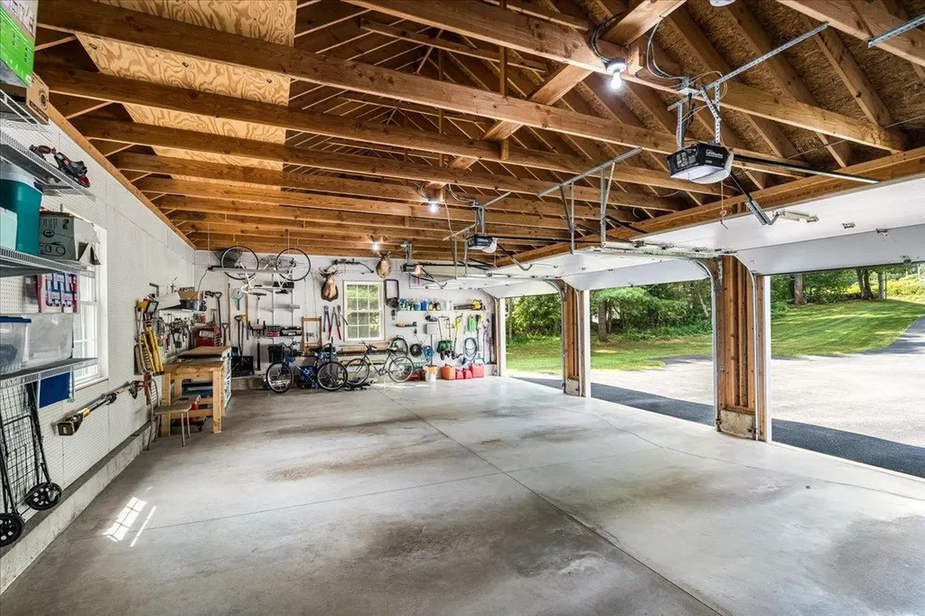 155 Wallace Road Bedford NH 03110