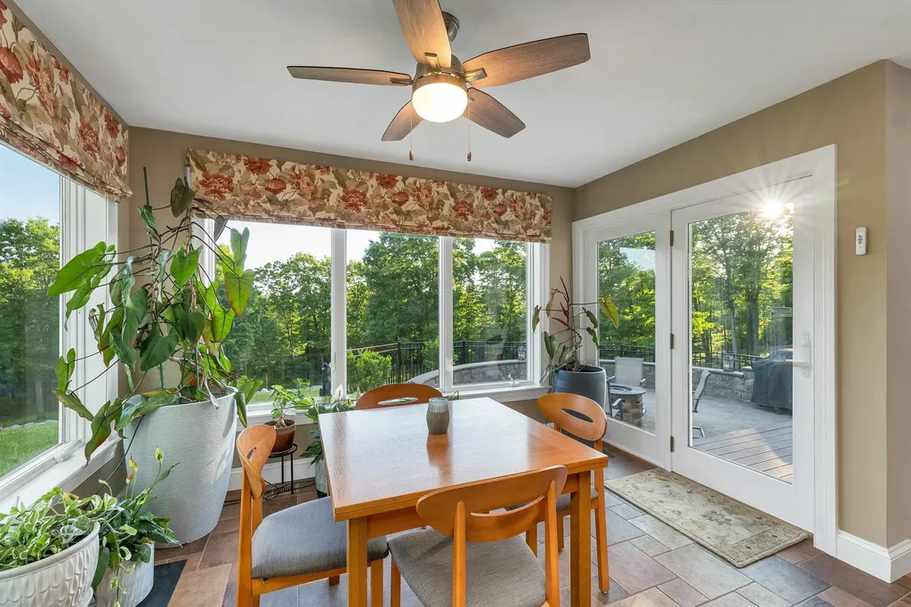 75 Long Pond Road Dunbarton NH 03046
