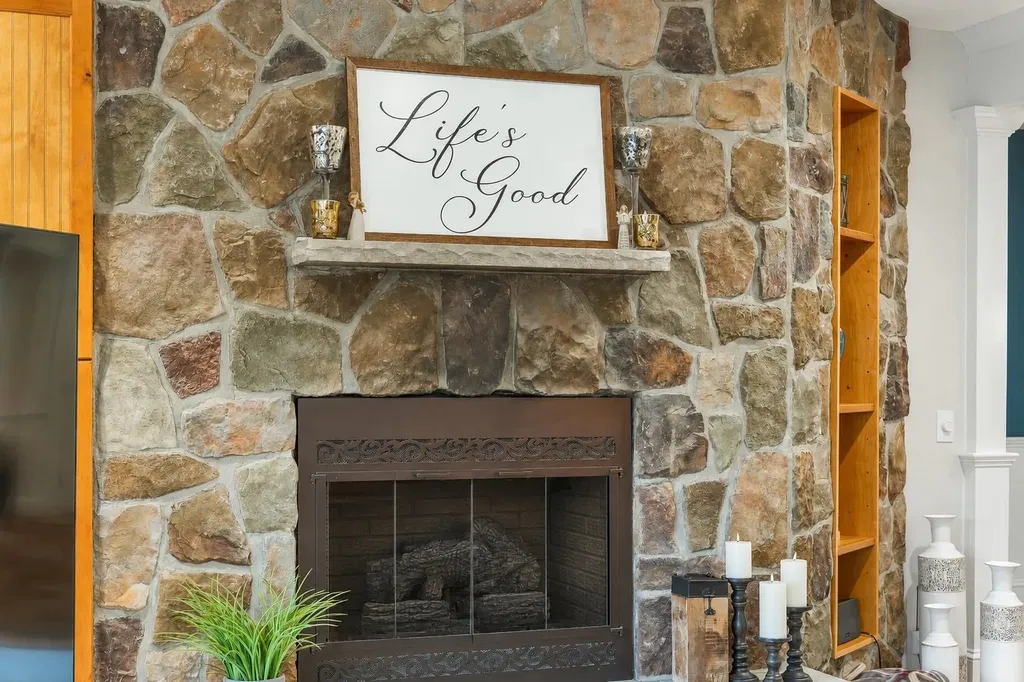 75 Long Pond Road Dunbarton NH 03046
