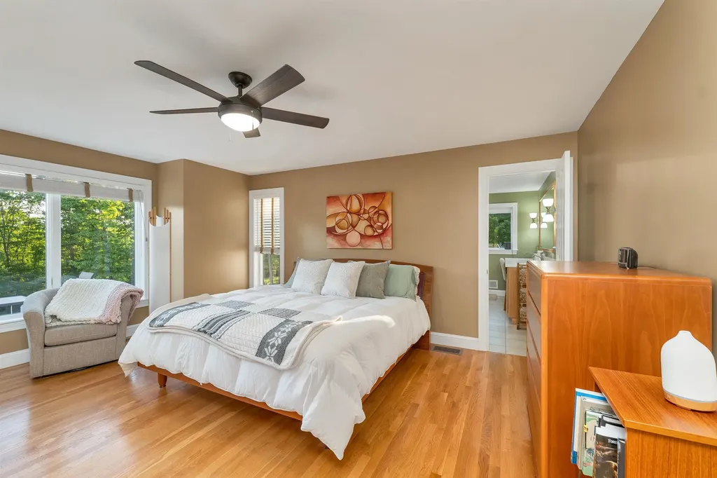 75 Long Pond Road Dunbarton NH 03046