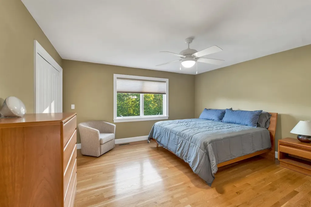 75 Long Pond Road Dunbarton NH 03046