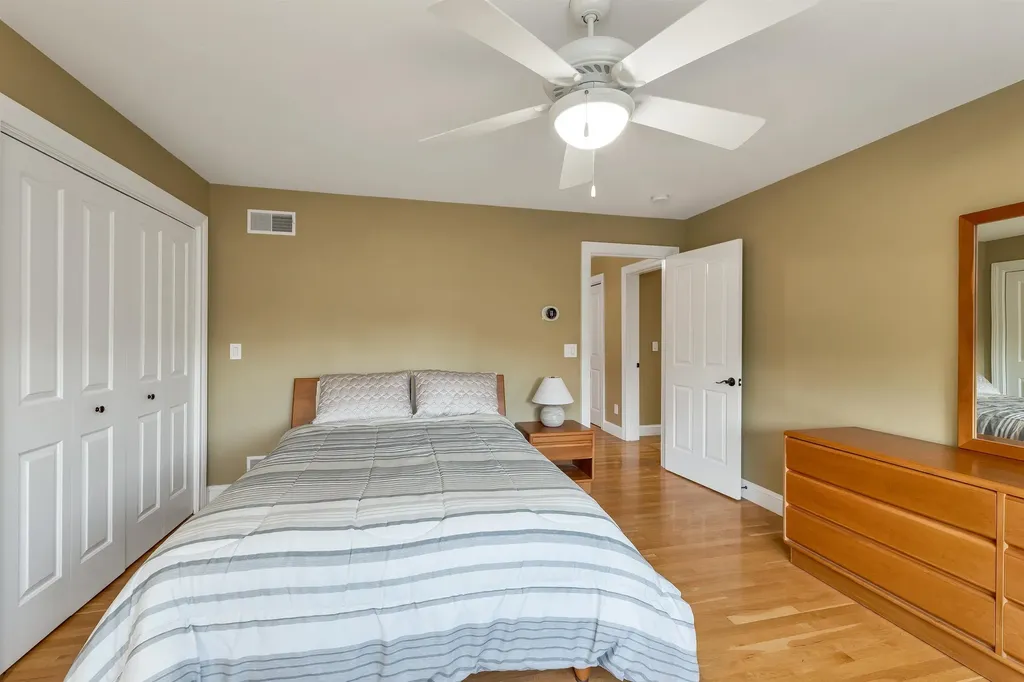 75 Long Pond Road Dunbarton NH 03046