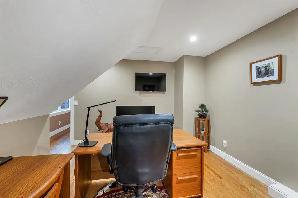 75 Long Pond Road Dunbarton NH 03046