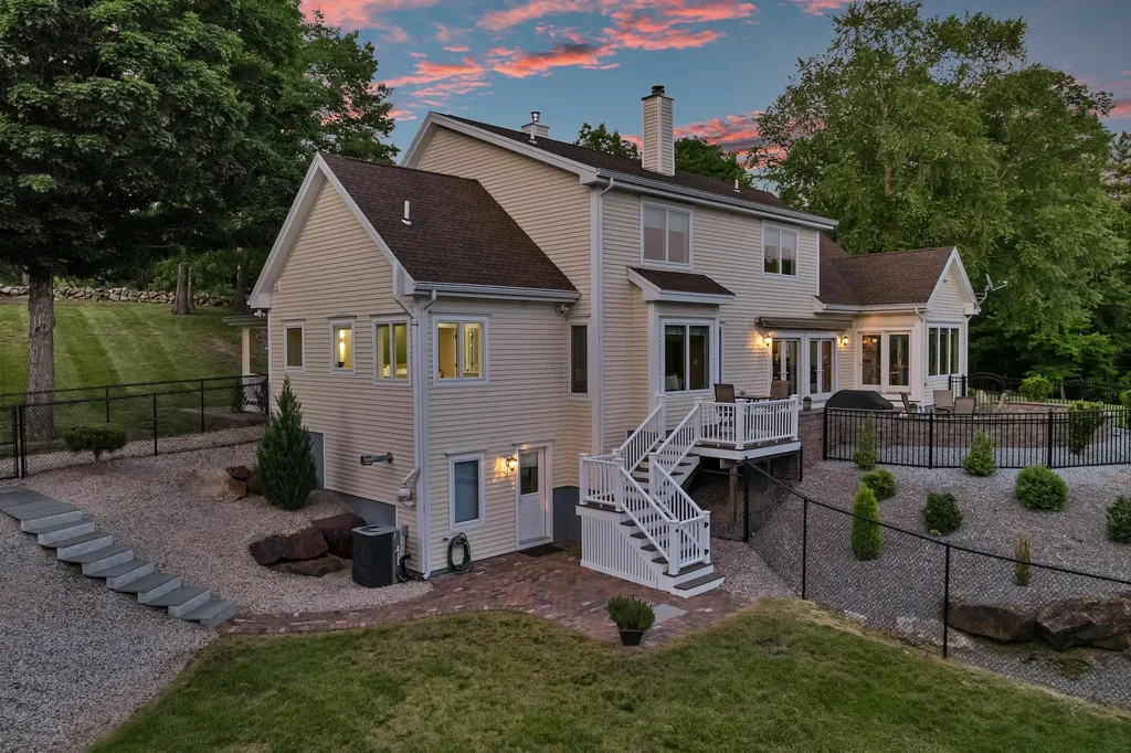 75 Long Pond Road Dunbarton NH 03046