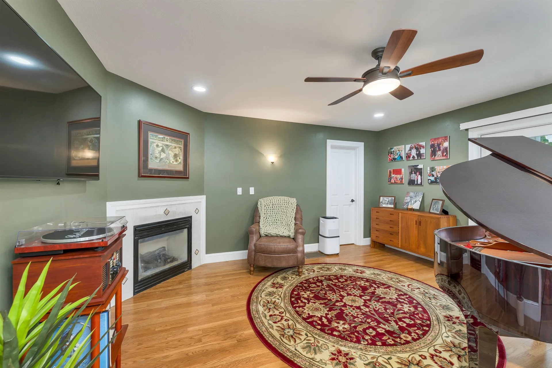 75 Long Pond Road Dunbarton NH 03046