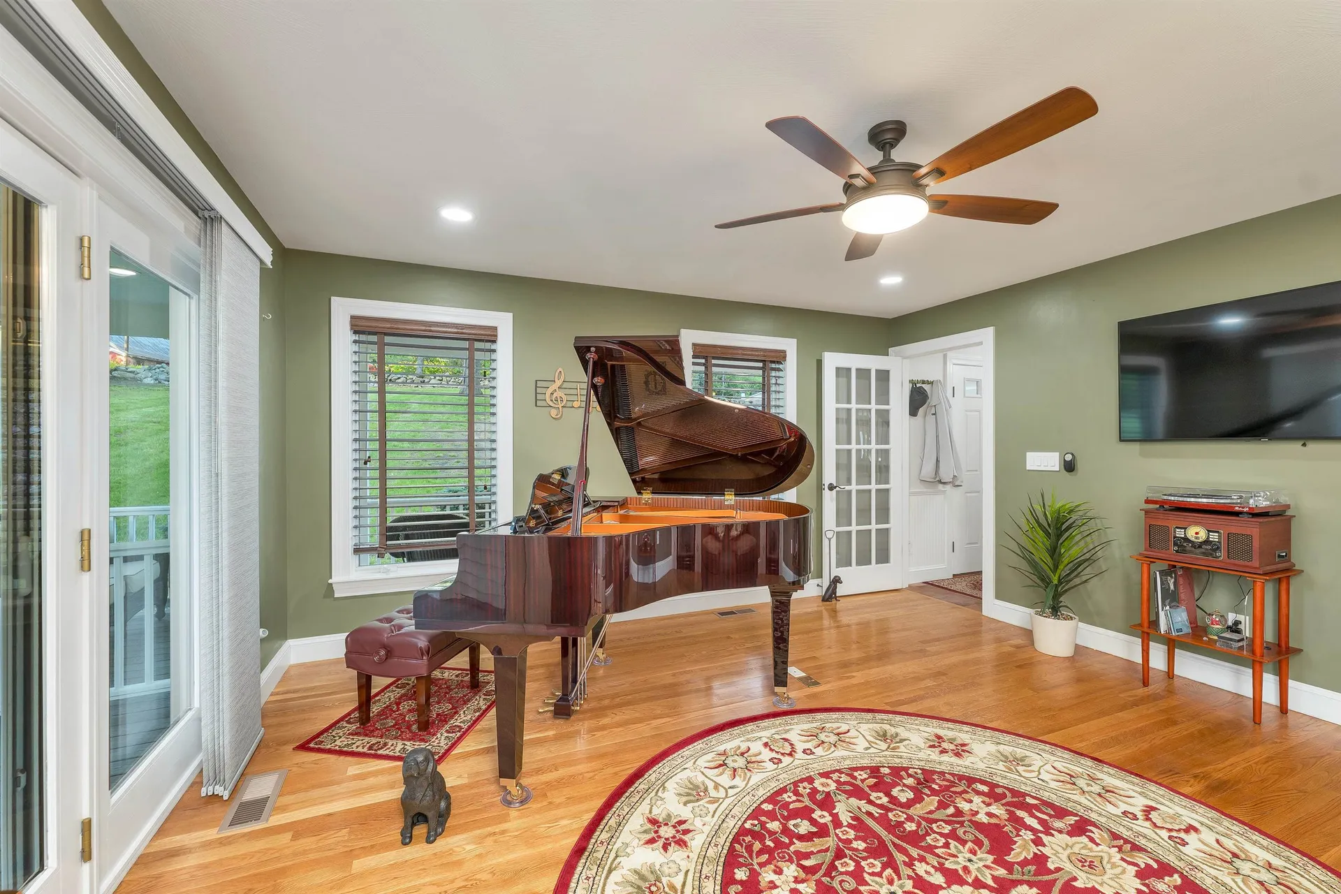 75 Long Pond Road Dunbarton NH 03046