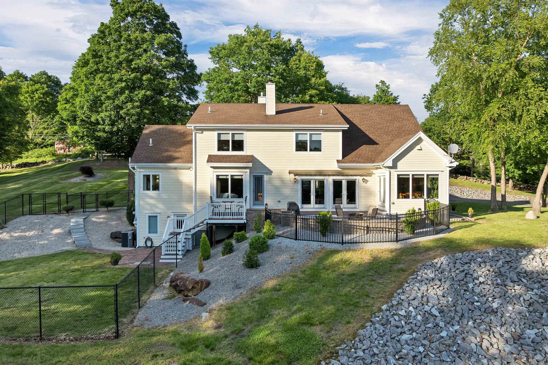 75 Long Pond Road Dunbarton NH 03046