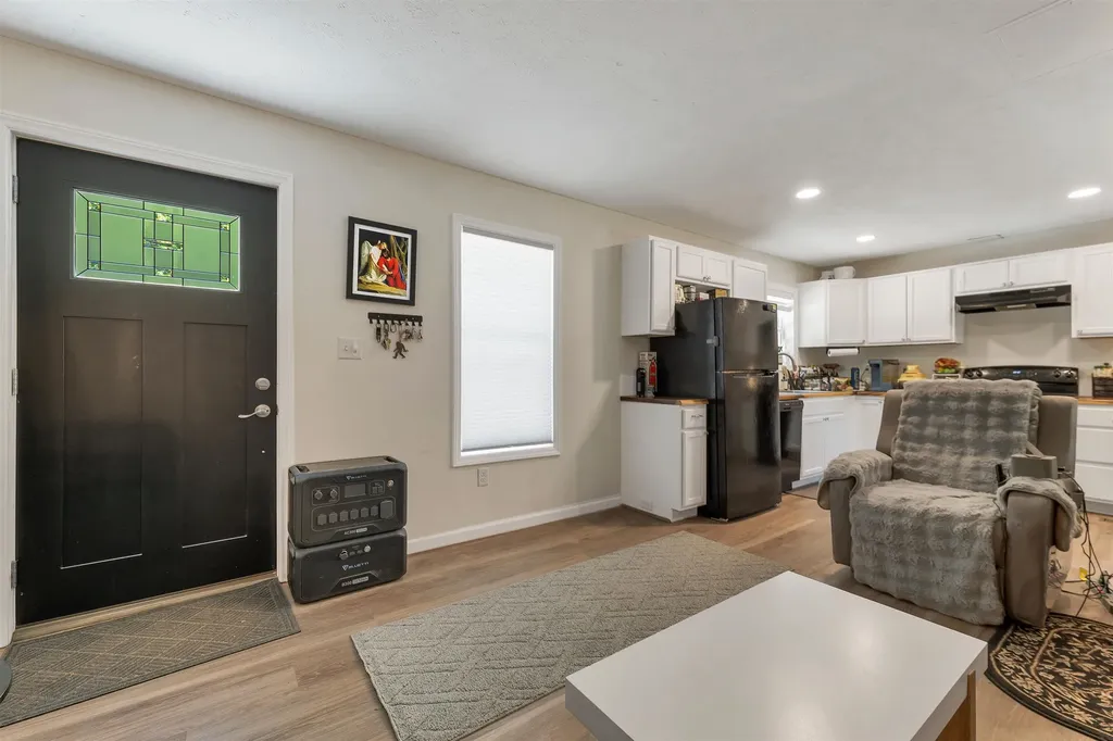 3 Oak Hill Road Northfield NH 03276