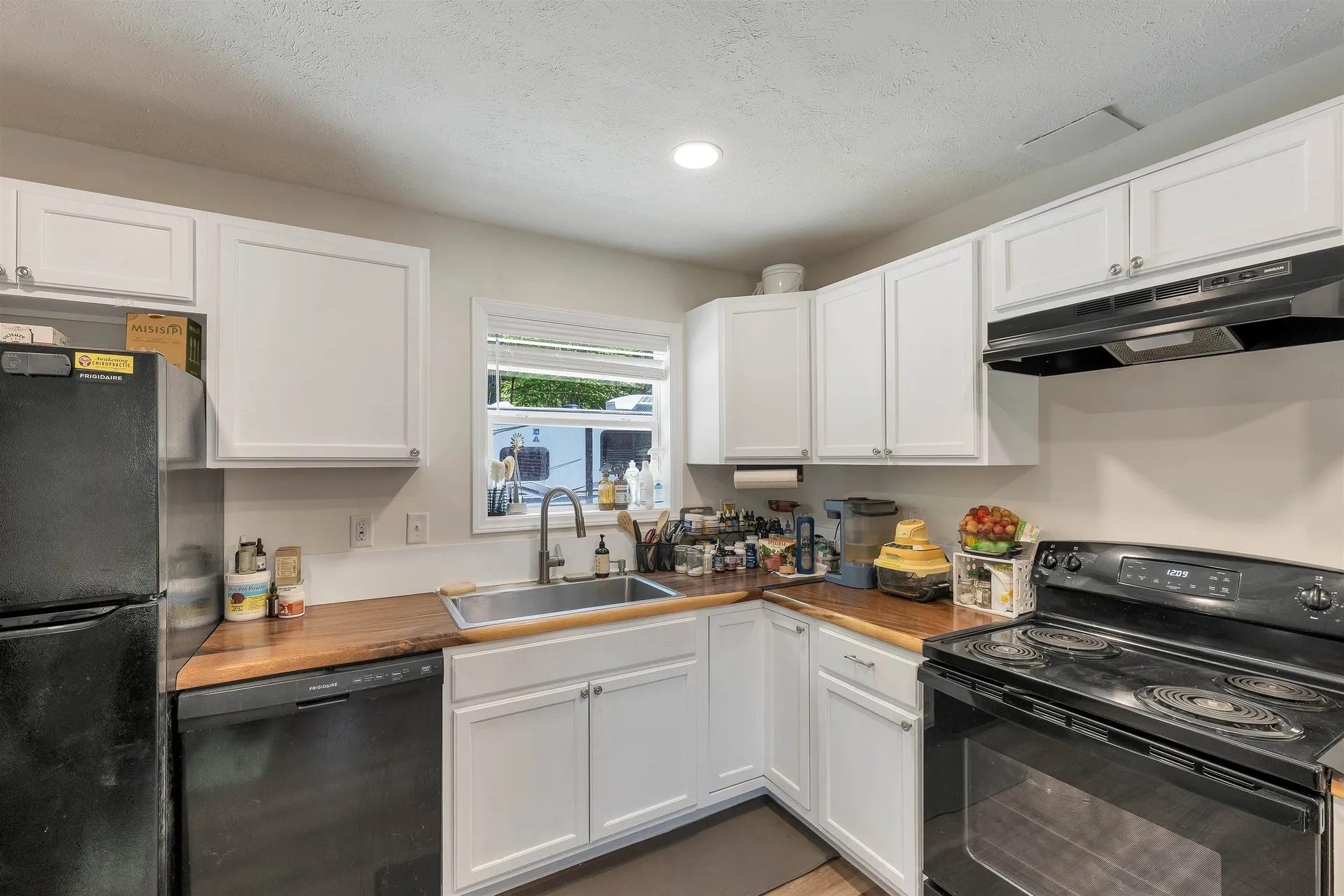 3 Oak Hill Road Northfield NH 03276