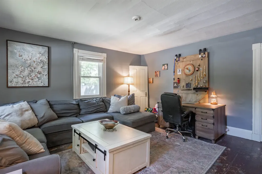 241 Pembroke Street Pembroke NH 03275