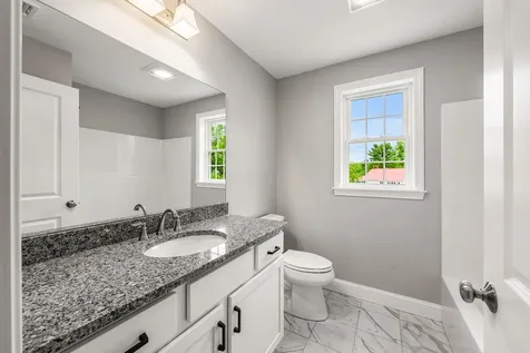 5B Violette Drive Epping NH 03042