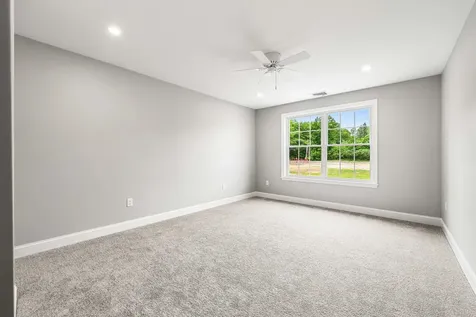5B Violette Drive Epping NH 03042