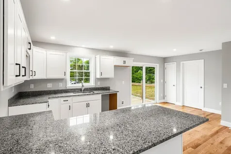 5B Violette Drive Epping NH 03042