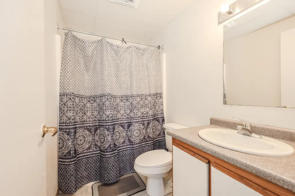 15 Mount Saint Marys Way Hooksett NH 03106