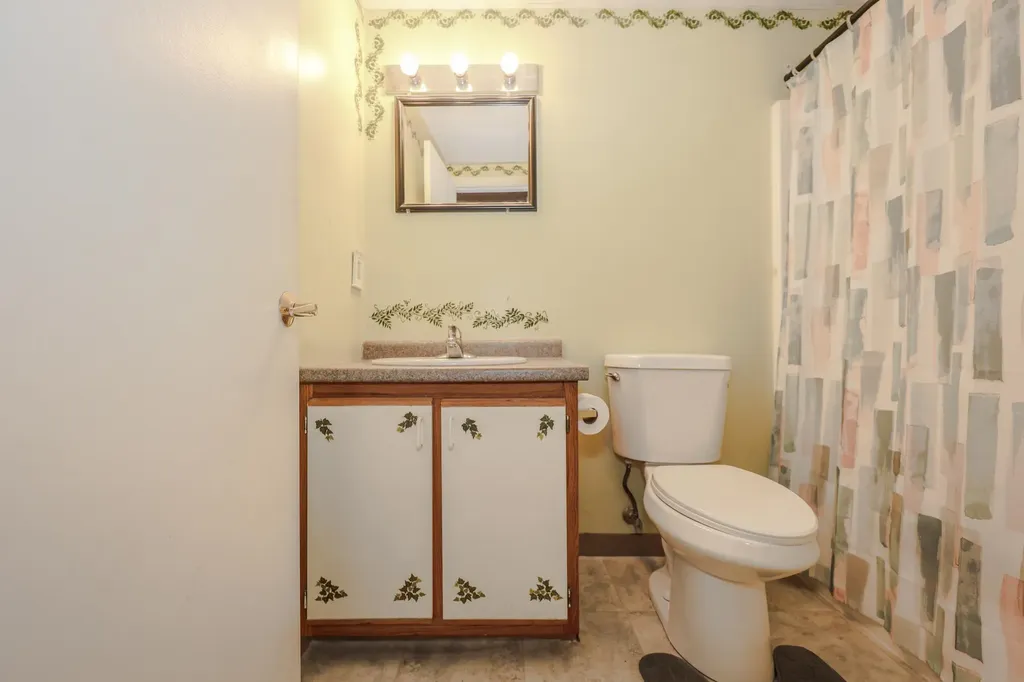 15 Mount Saint Marys Way Hooksett NH 03106