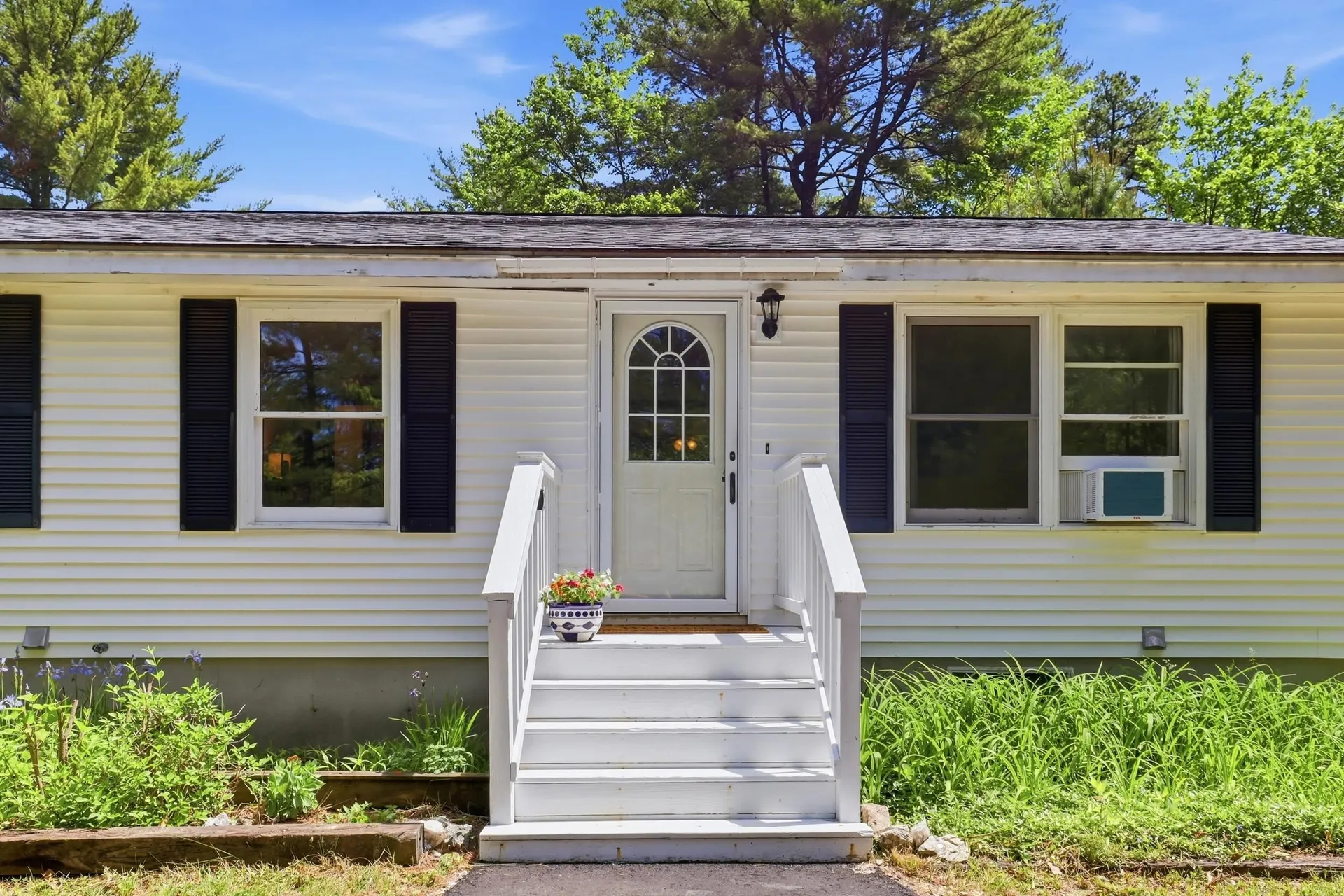 6 Mudgett Drive Freedom NH 03836-4148