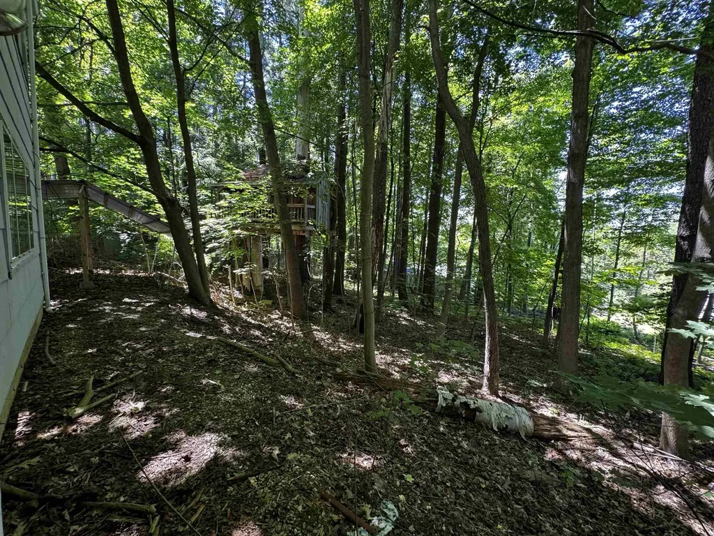 142 Pine Circle Bennington VT 05201