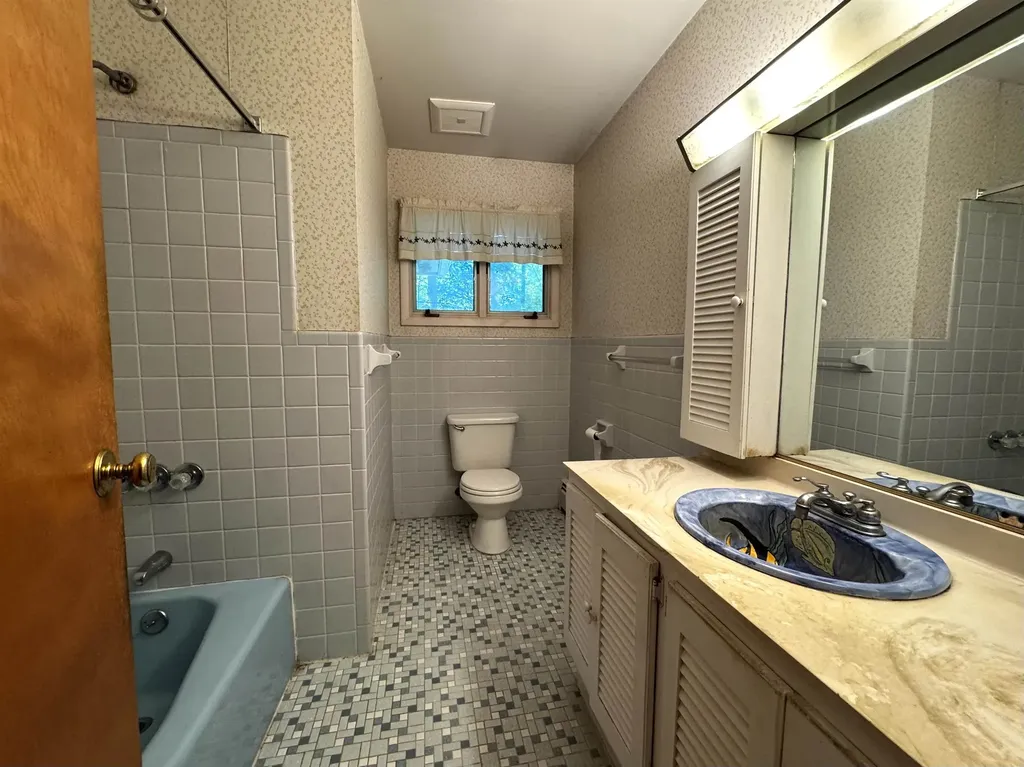 142 Pine Circle Bennington VT 05201