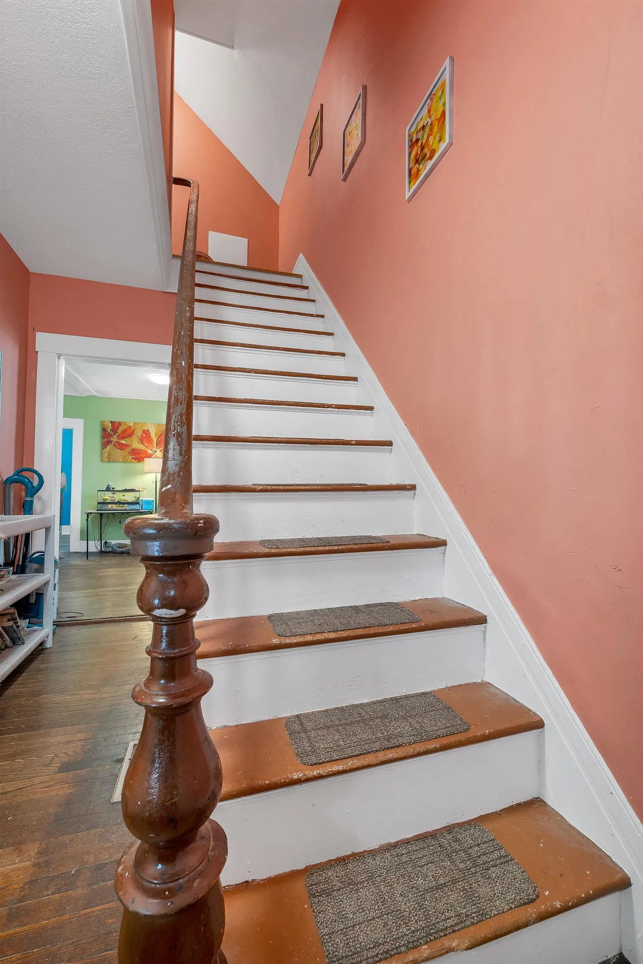 20 Baldwin Street Laconia NH 03246
