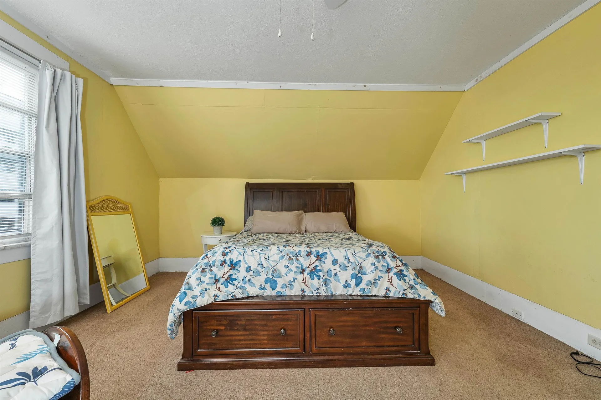 20 Baldwin Street Laconia NH 03246