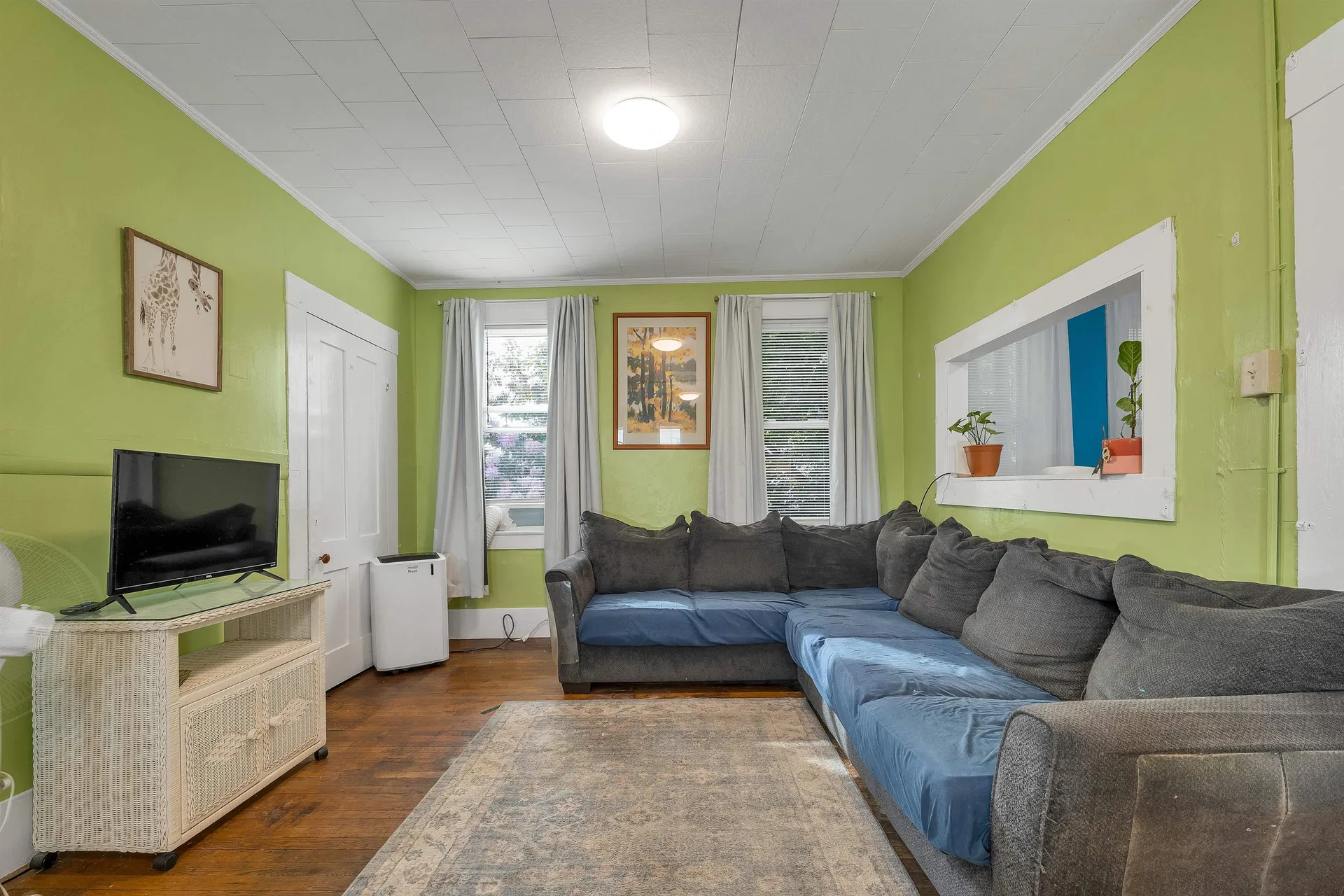 20 Baldwin Street Laconia NH 03246