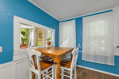 20 Baldwin Street Laconia NH 03246