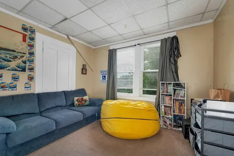 20 Baldwin Street Laconia NH 03246