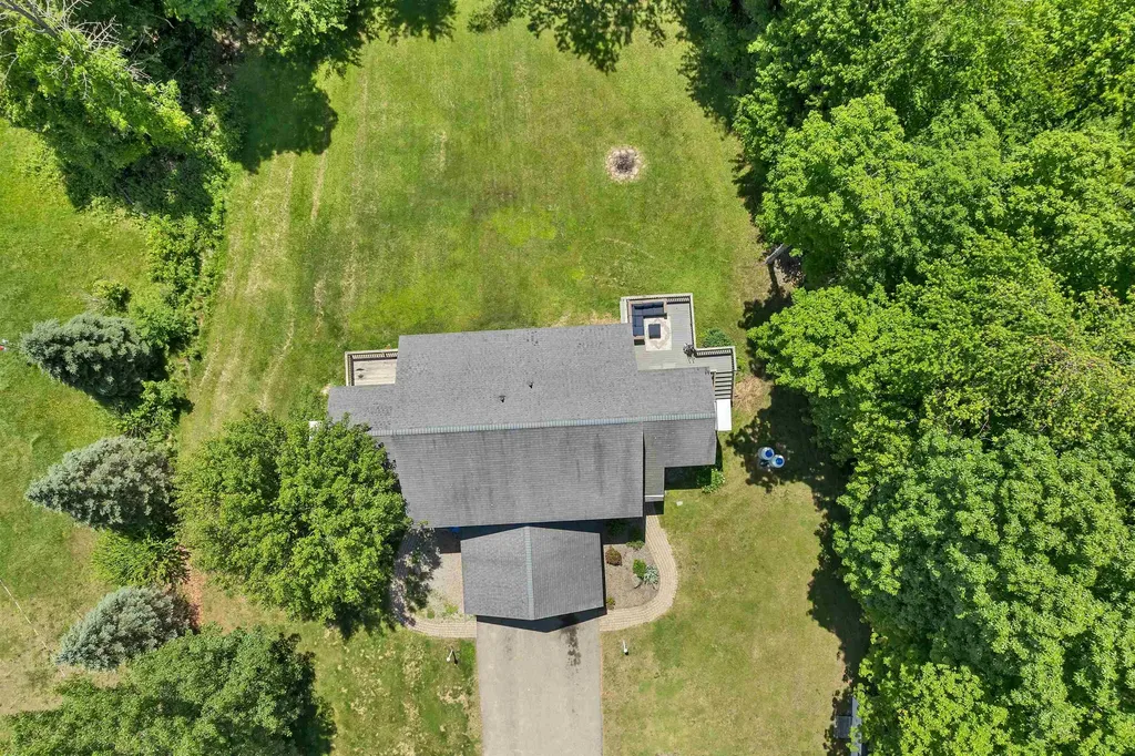 210 Kent Farm Road Hampstead NH 03841-2141