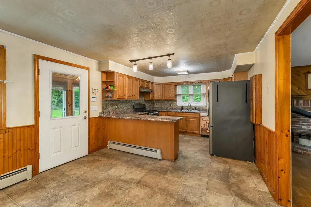 73 Jimtown Road Gorham NH 03581