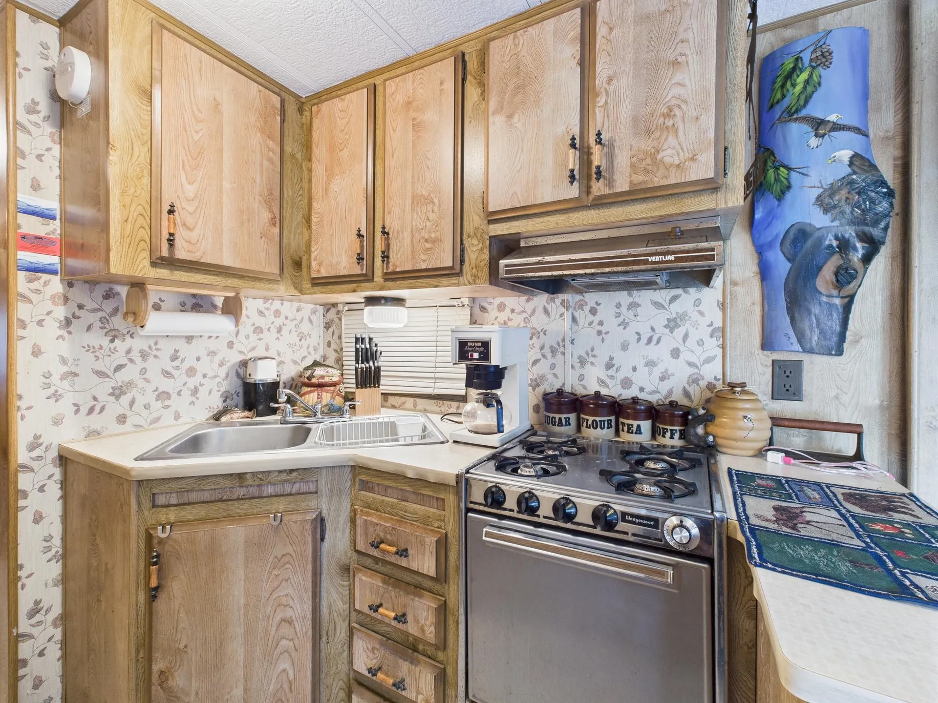 1459 Main Street Pittsburg NH 03592