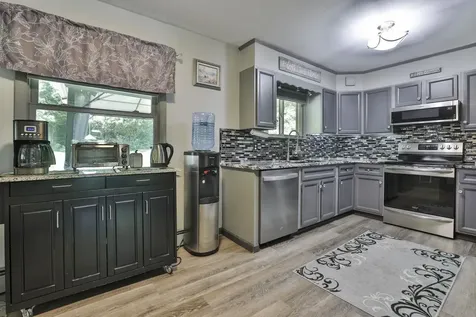 2 Dove Street Boscawen NH 03303