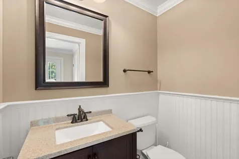24 Fireside Drive Epping NH 03042