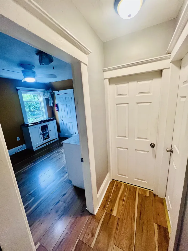 89 West Hollis Street Nashua NH 03060