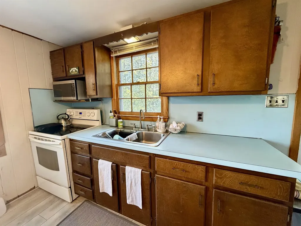 281 Cedar Pond Drive Milan NH 03588