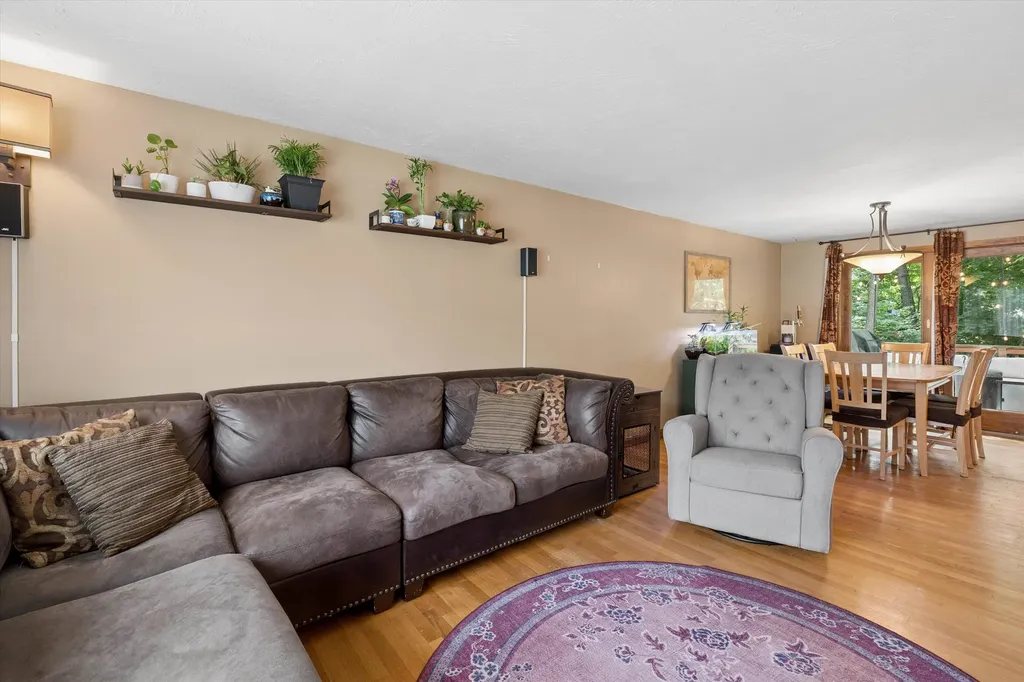 3 Beech Street Merrimack NH 03054