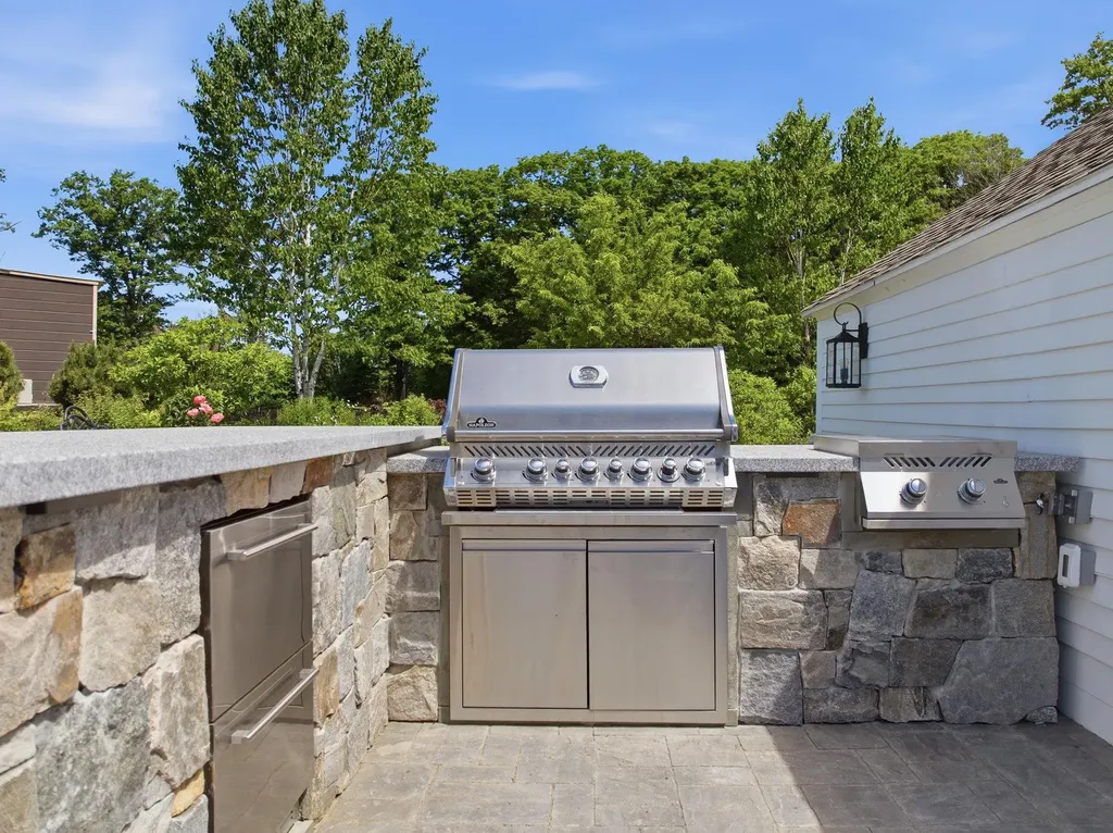 509 Wilton Road Peterborough NH 03458