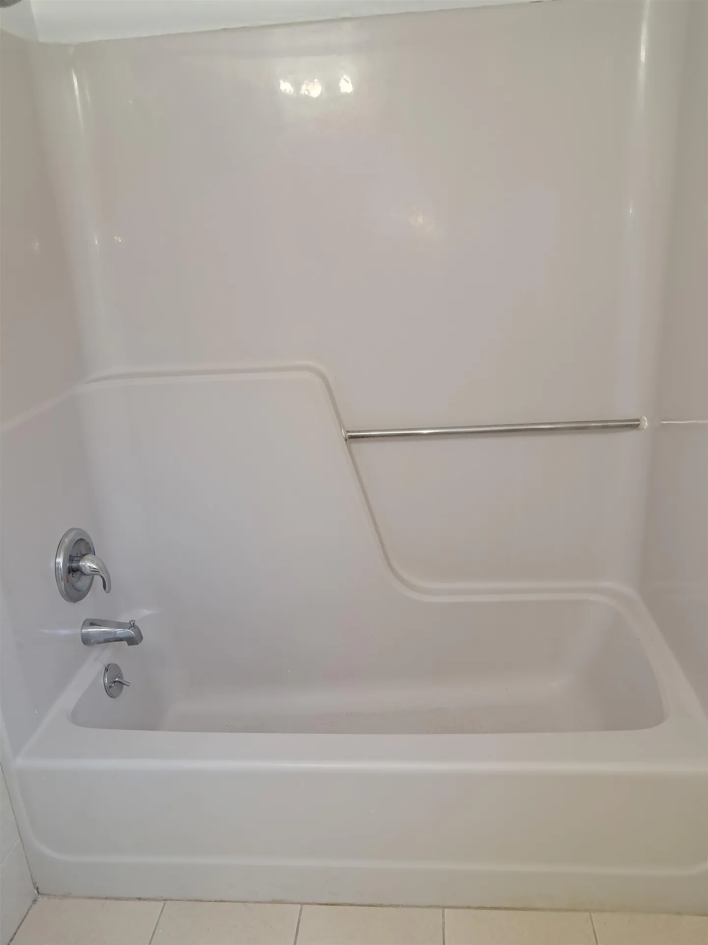 4 Esquire Circle Nashua NH 03062