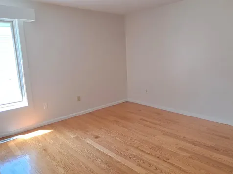 4 Esquire Circle Nashua NH 03062