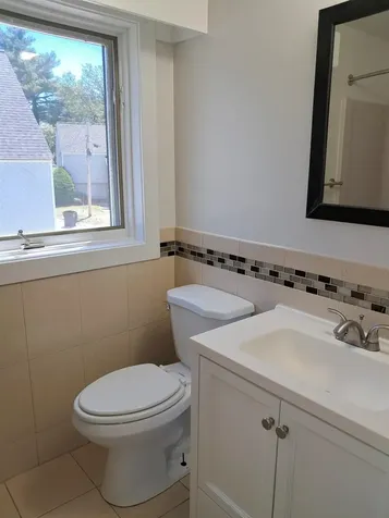 4 Esquire Circle Nashua NH 03062