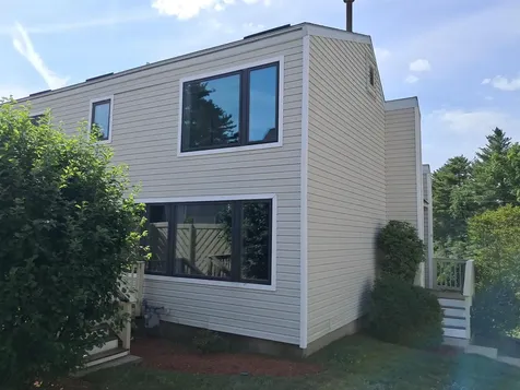 4 Esquire Circle Nashua NH 03062