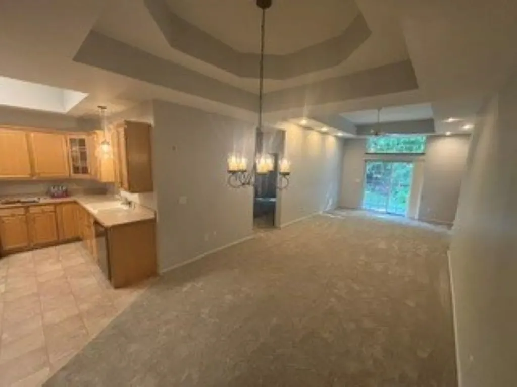 25 Lantern Lane Kingston NH 03848