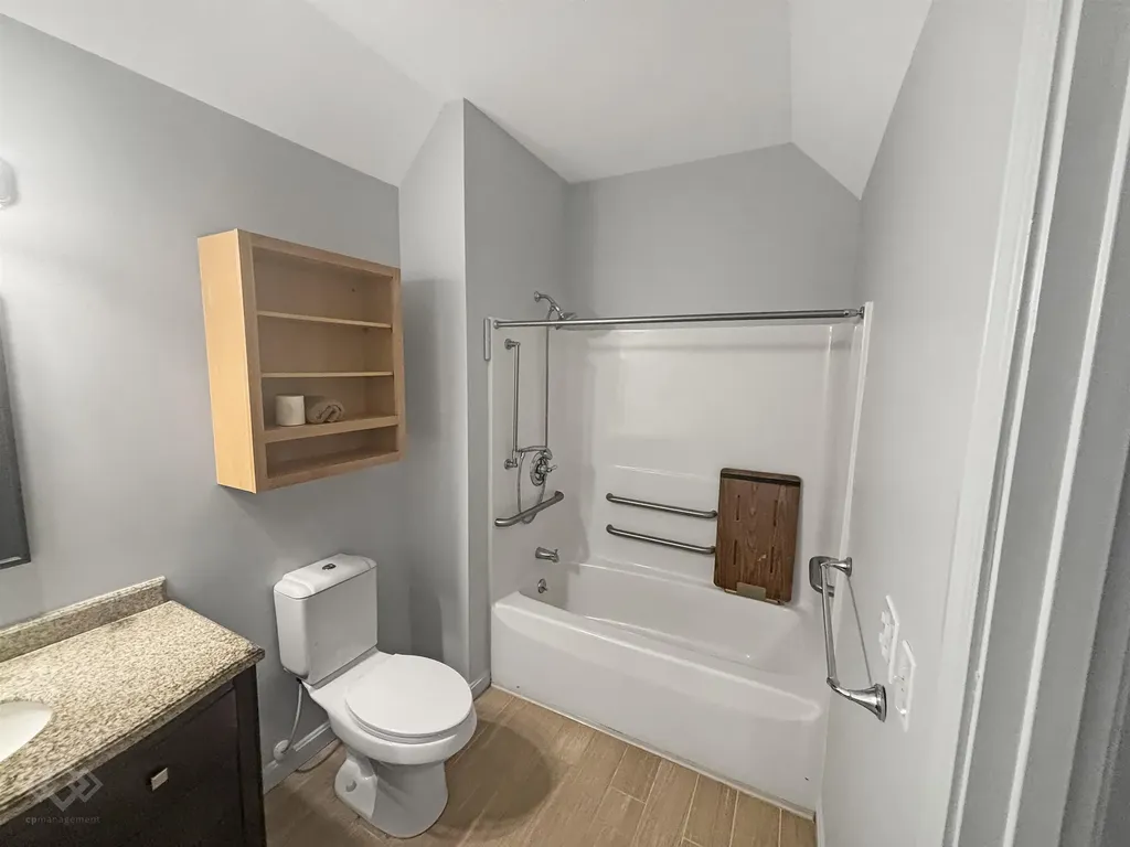 25 Lantern Lane Kingston NH 03848