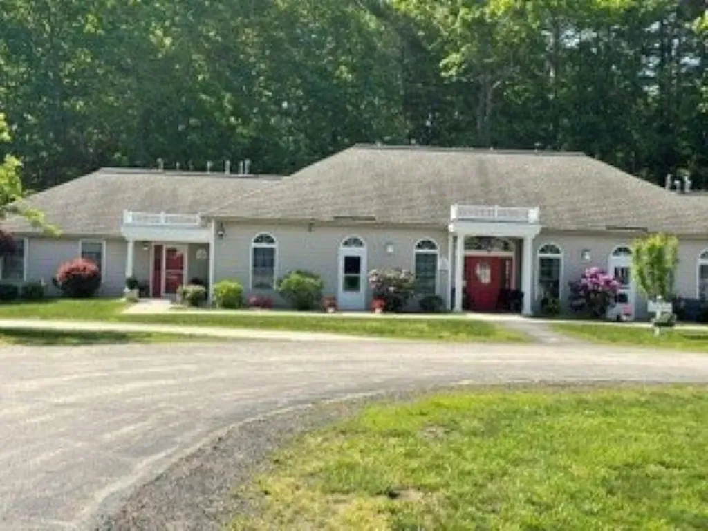 25 Lantern Lane Kingston NH 03848