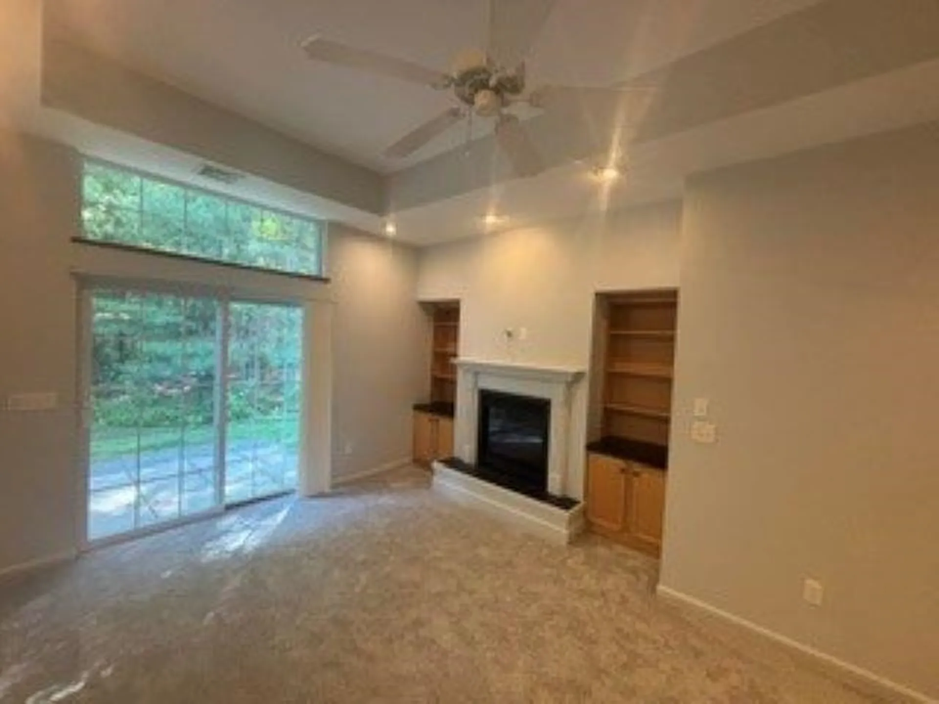 25 Lantern Lane Kingston NH 03848